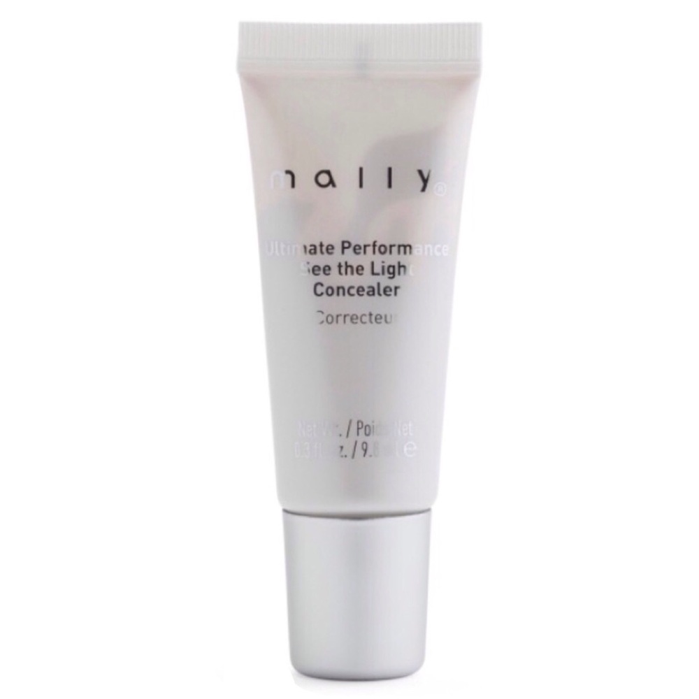 Mally Beauty Ultimate Performance See the Light Concealer, (Medium) (NWT)